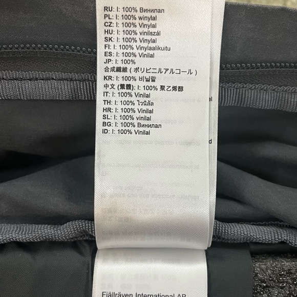 Fjallraven Kanken 17 inch laptop backpack Gray - Picture 9 of 12